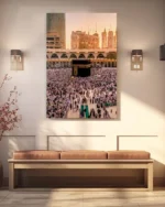 Kabe ve Kalabalık Manzarası Kırılmaz Temperli Cam Tablo - Görsel 3